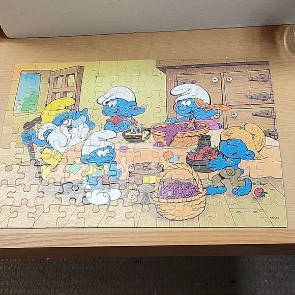 80's Smurf puzzle, glass, mug figures,2 dvd's, Book - Picture 6 of 16